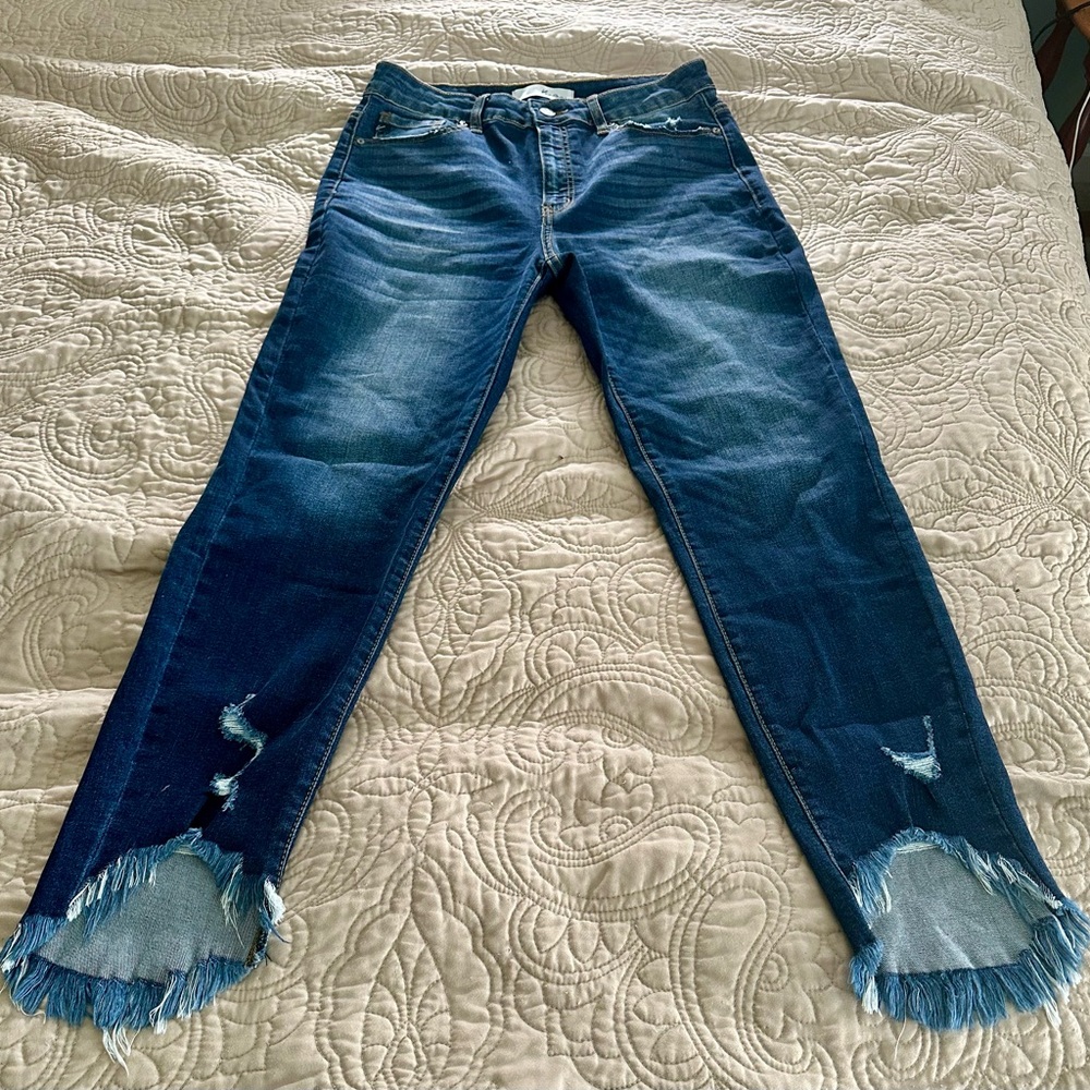 EUC KanCan Distressed Skinny Jeans